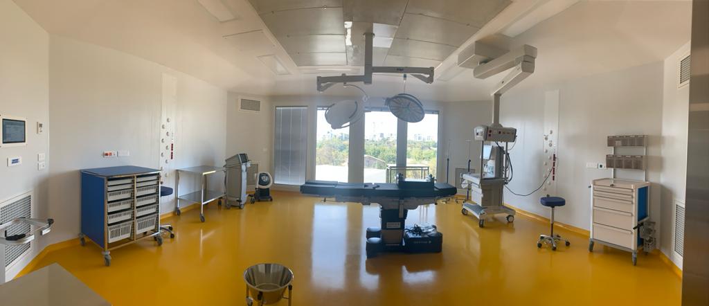 Bloc opératoire de la Clinique Saint Jean, équipé pour la cœlioscopie
